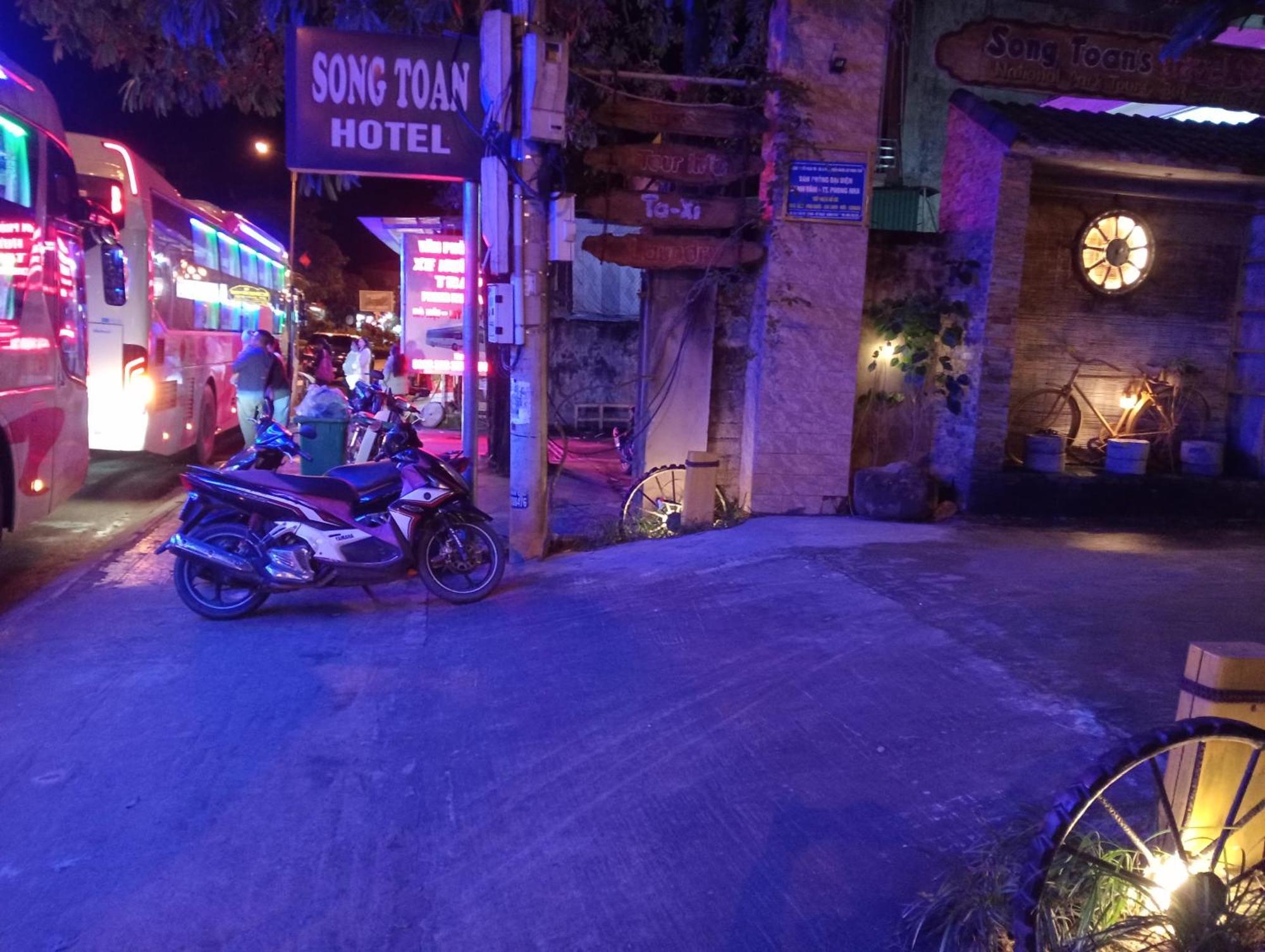 Song Toan Hotel Phong Nha Bagian luar foto