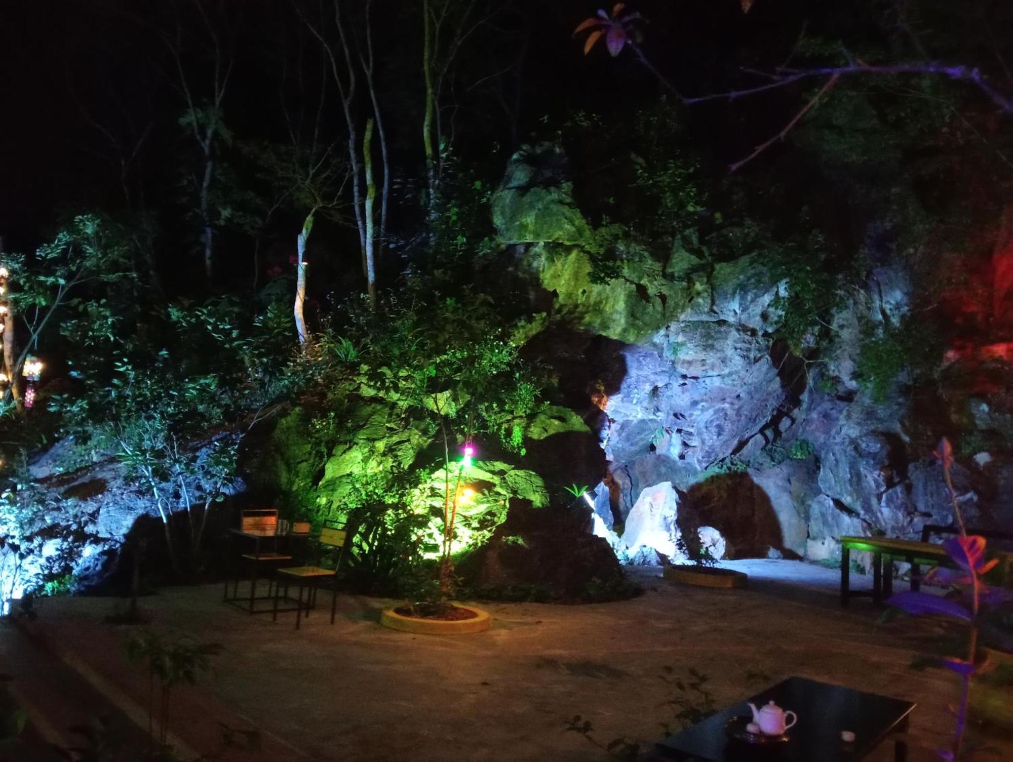 Song Toan Hotel Phong Nha Bagian luar foto