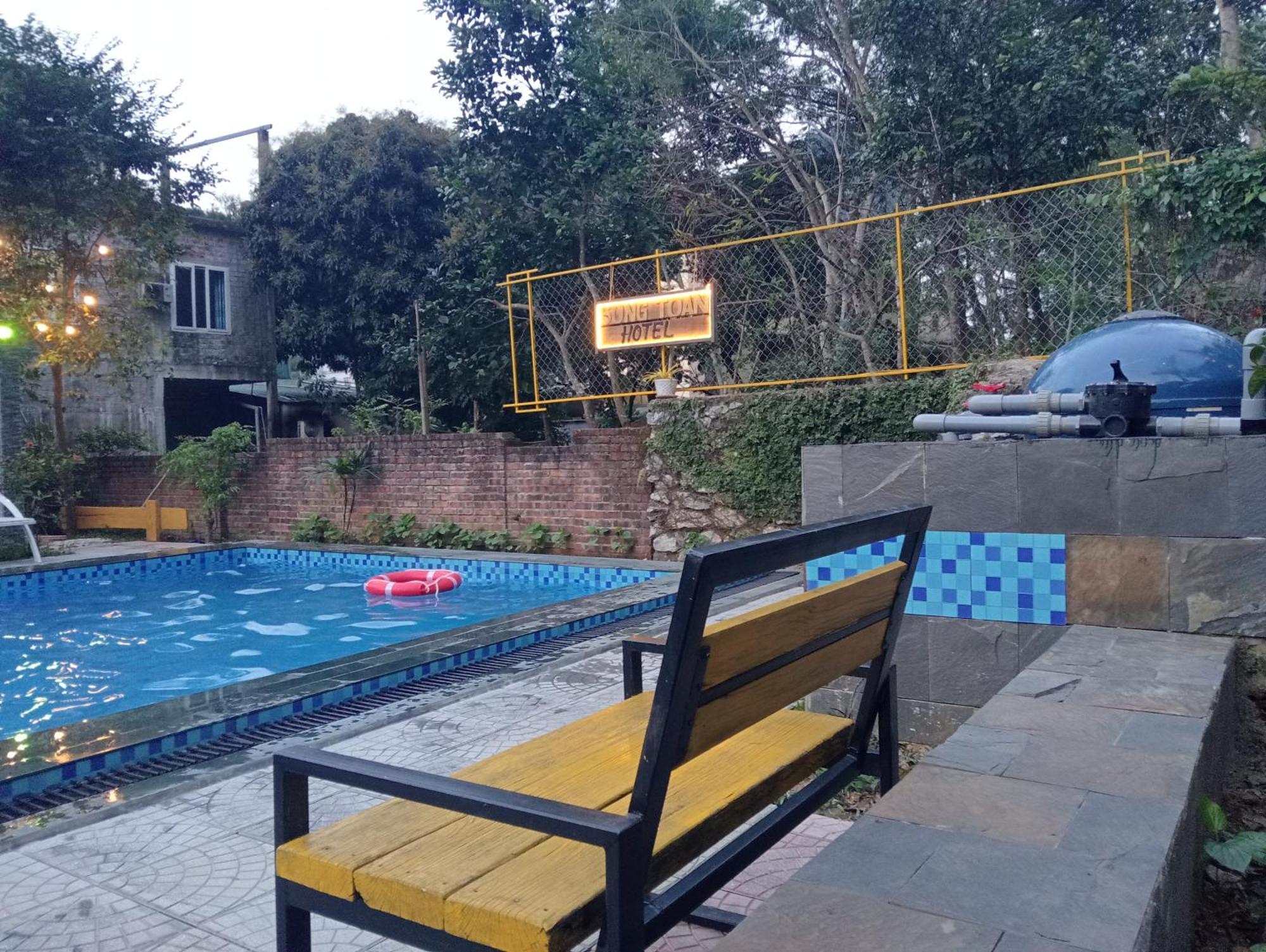 Song Toan Hotel Phong Nha Bagian luar foto